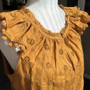 ⚜️J. Crew Eyelet Pom-Pom top in cotton poplin gold mustard Sz M